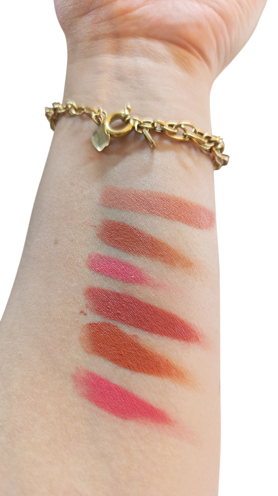 رنگبندی جذاب رژگونه مایع خاویار