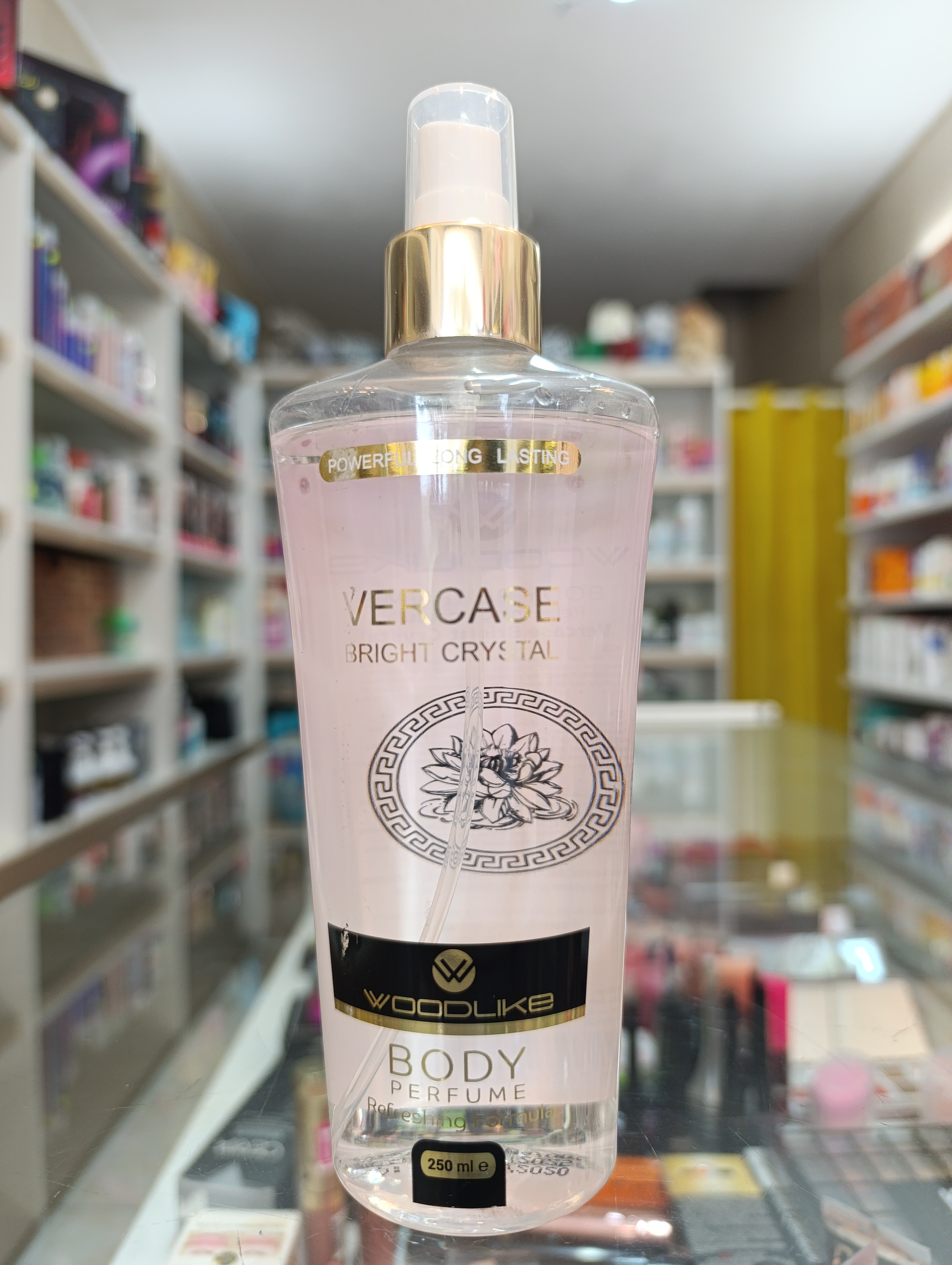 ورساچ کریستال نویر وودلایک