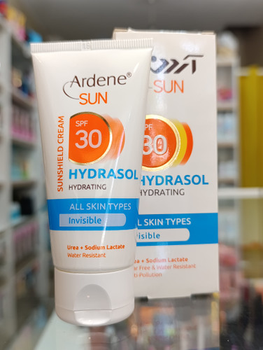 ضدافتاب هیدروسول بی رنگ آردن مخصوص پوست خشک