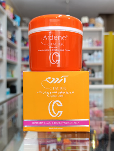 کرم مرطوب کننده و آبرسان روشن کننده آردن سی فکتور