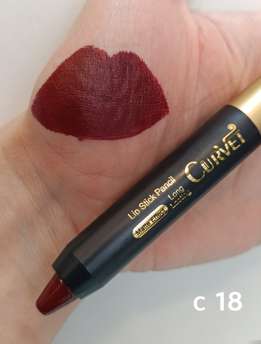 رژ لب مدادی پیچی مخملی و مات بسیار بادوام کوروت c18