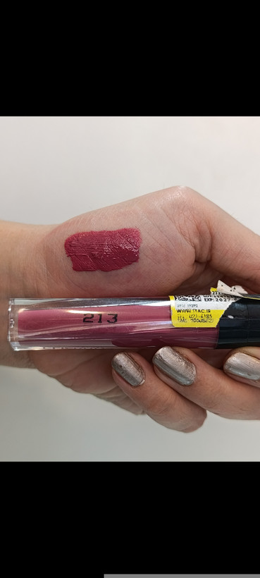 رژلب مایع مات و ۲۴ ساعته الیز کیتا بدون چسبندگی یا بره بره شدن ۲۱۳